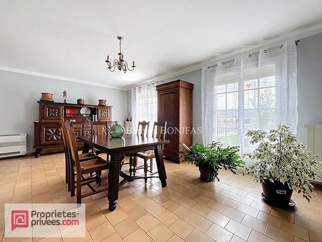 SAINT-SULPICE-LA-POINTE Maison Saint Sulpice La Pointe 5 pièces 150 m2 + sous sol complet 3