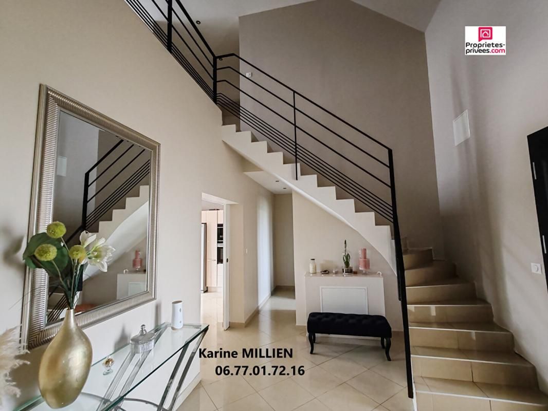 ALLAINVILLE DREUX 28100 Maison contemporaine avec piscine chauffée et sécurisée - 1 étage - 4 chambres - Double garage - Terrain - 686000  HAI 3