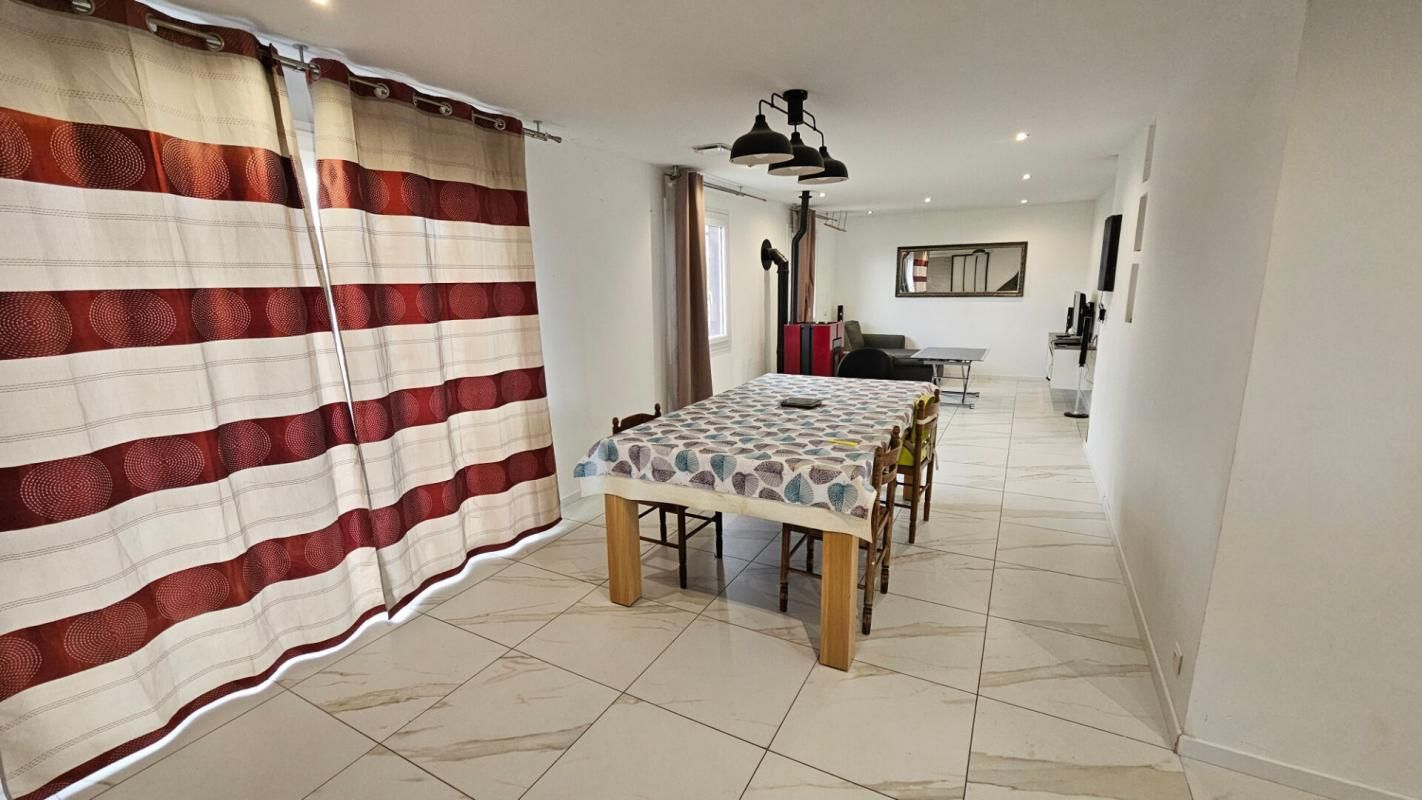 HOUDAN Houdan et N12 proche / CCPH / Maison 105 m2 / 3 chambres 2