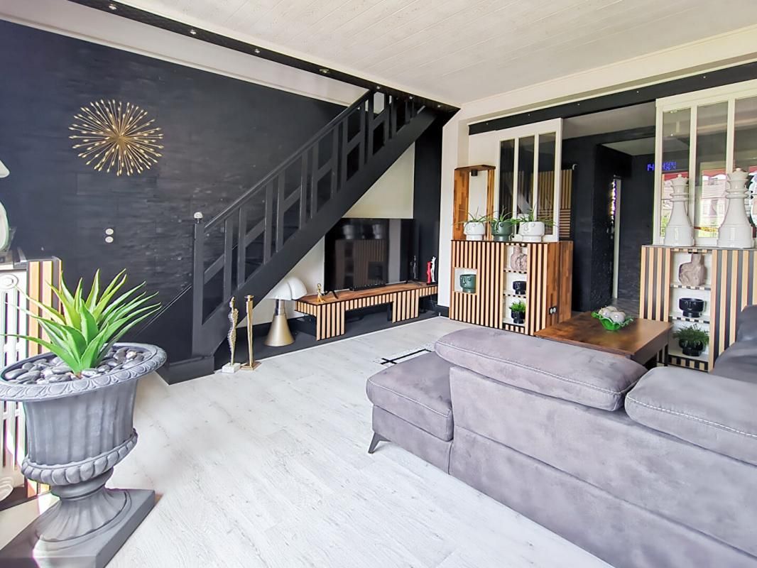 MANTES-LA-JOLIE Exclusivité Propriétés-Privées - Duplex en dernier étage 4