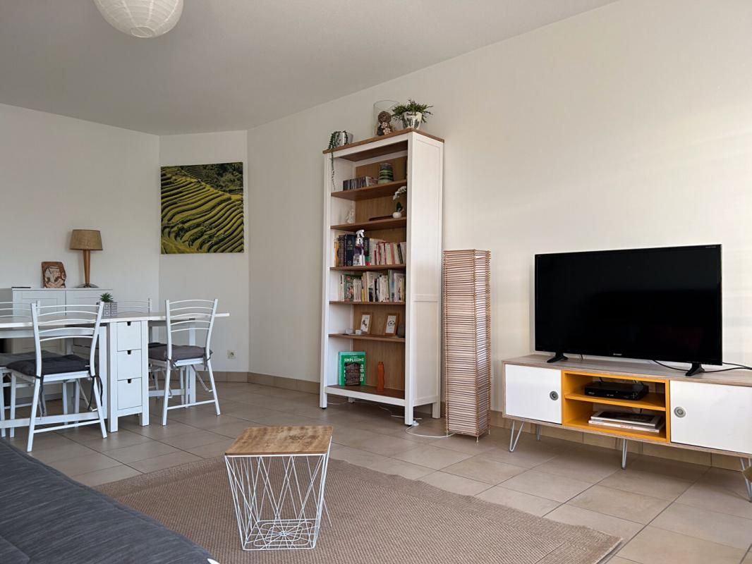 TALENCE Bel Appartement deux pièces et parking 3