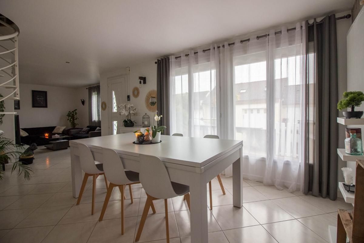 BRIVE-LA-GAILLARDE EXCLUSIVITE - Maison T5 Brive Ouest Coup de Coeur assuré ! 4