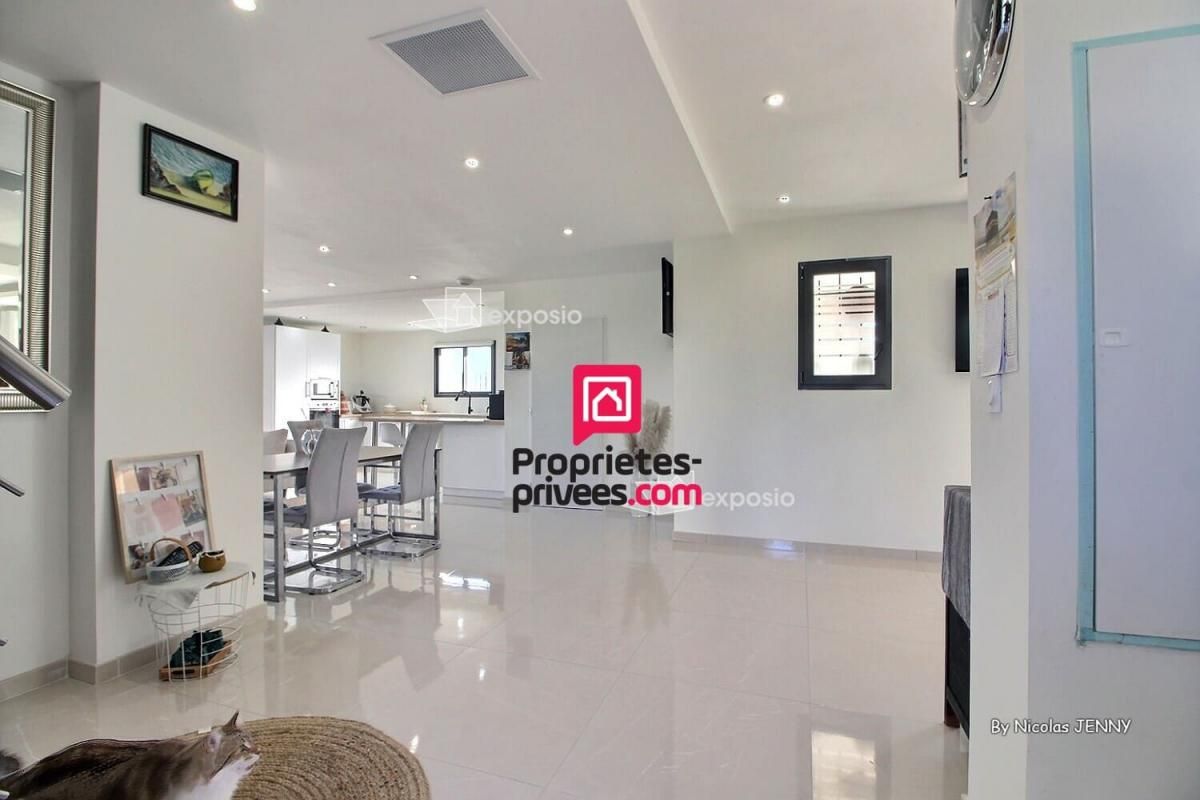 PIOLENC Villa Récente Piolenc 5 pièces 142 m² - 429 000 Euros 4