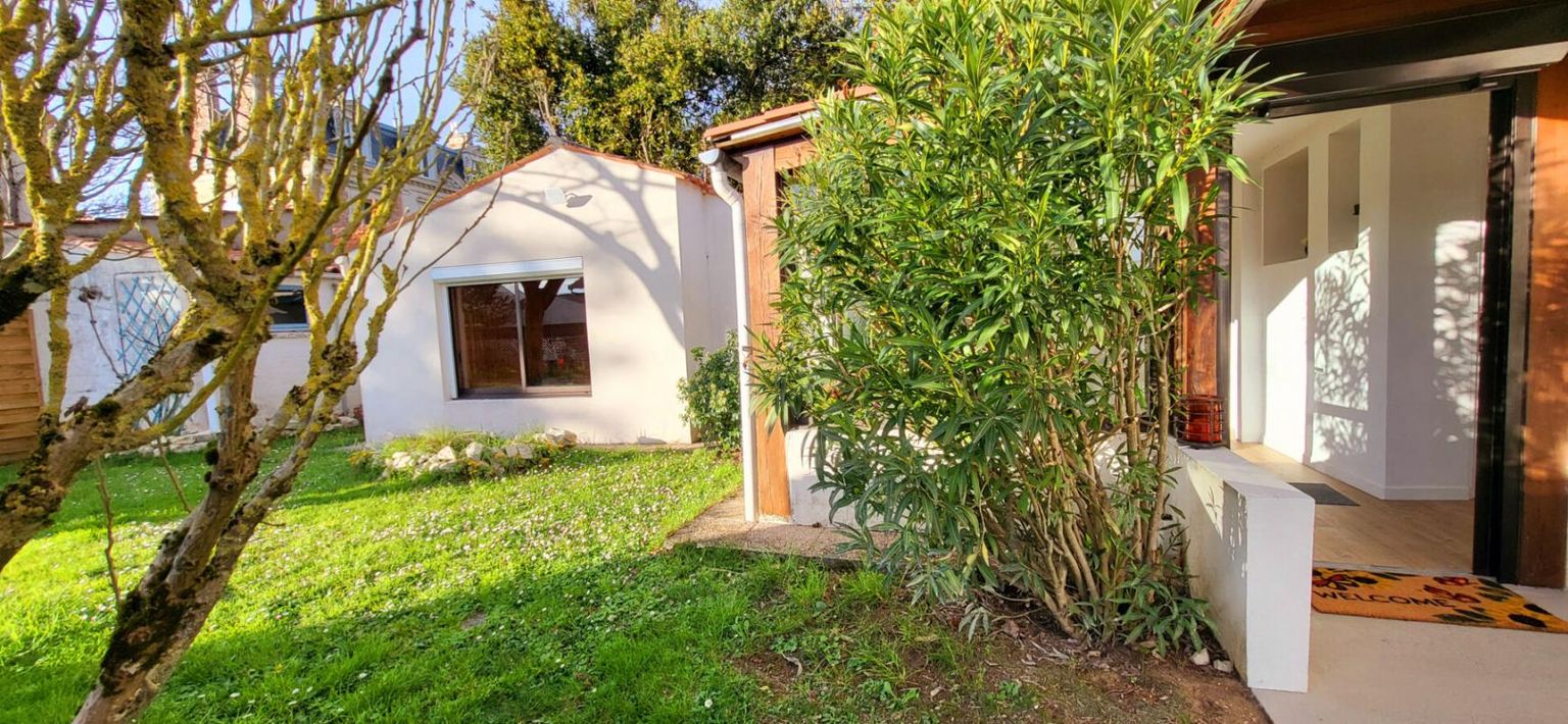 L'HOUMEAU 17137 - L HOUMEAU - MAISON 4 PIECES - 2 CHAMBRES - JARDIN - 2