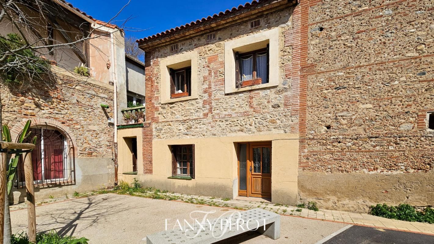 Enorme potentiel pour cette maison de 270m² avec T2 et plateau à aménager