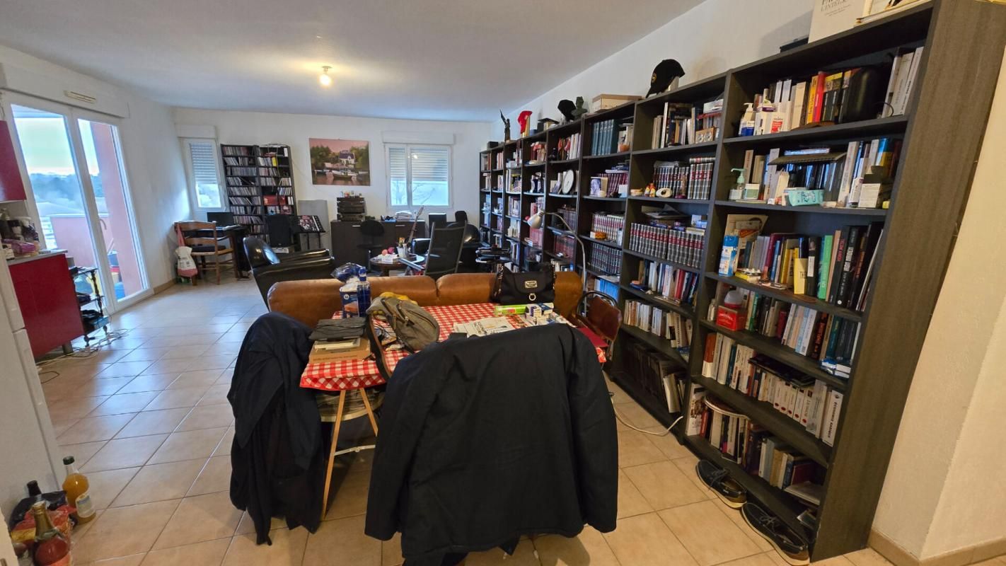 POITIERS + de 5% de RENTABILITE Appartement Poitiers 4 pièce(s) 87 M2 4