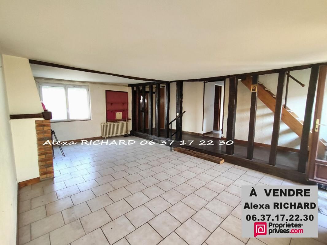 BRETEUIL Maison de ville mitoyenne 5 pièces breteuil 4