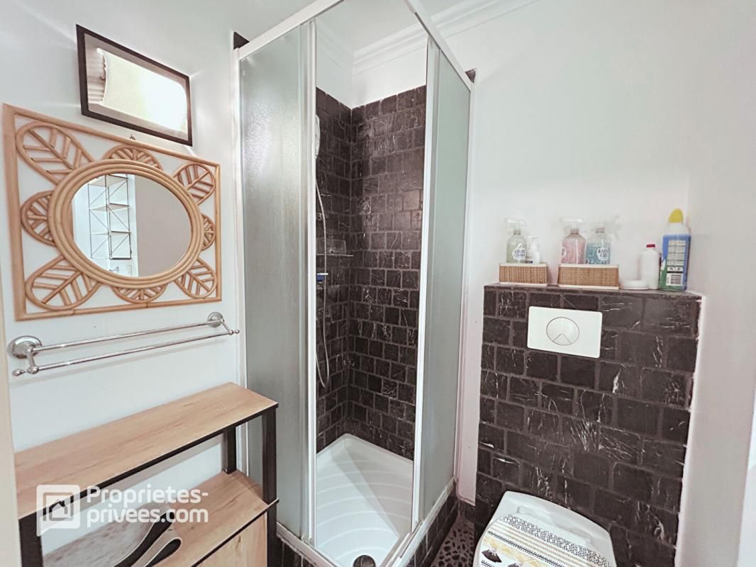 BORMES-LES-MIMOSAS Appartement 1 pièce 23 m² à Bormes Les Mimosas 4