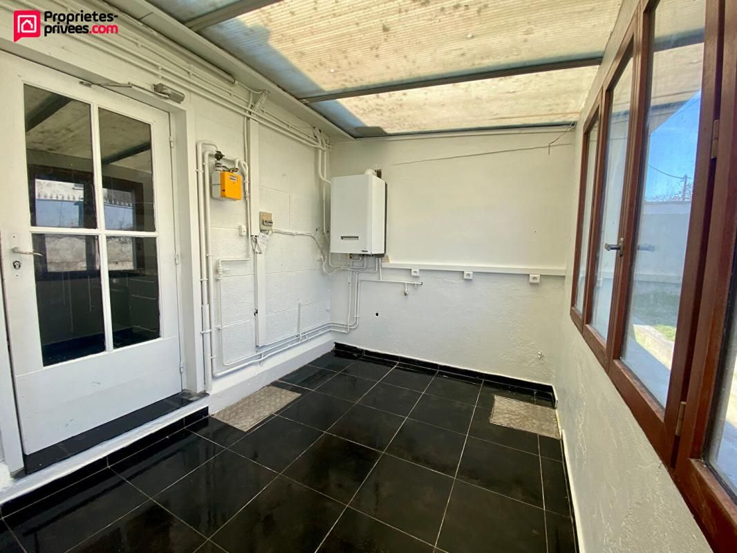 GARGES-LES-GONESSE Maison de plain-pied cinq pièces trois chambres 4