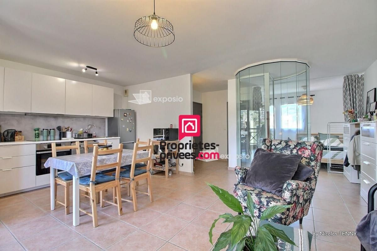 ORANGE Grand Appartement 2 pièces Orange  - 55 m² - 191 500 Euros - 4