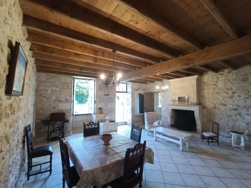 BOURG Maison d'habitation avec terrain constructible 3