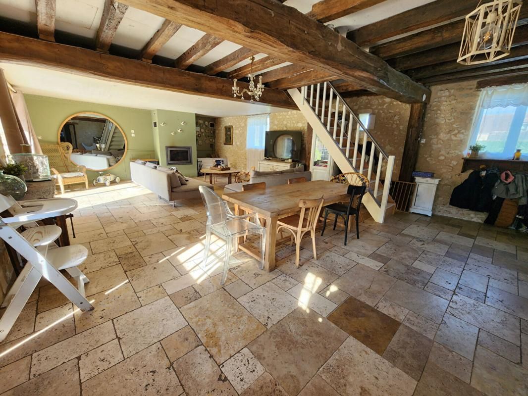 LOCHES Maison Loches 9 pièce(s) 298 m2 2