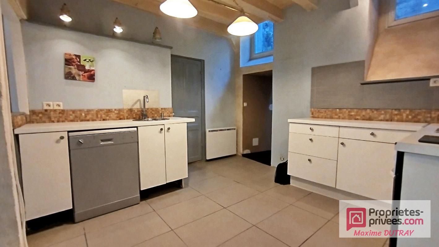 CHATEAU-RENAULT Maison 4 pièces 124m² 4