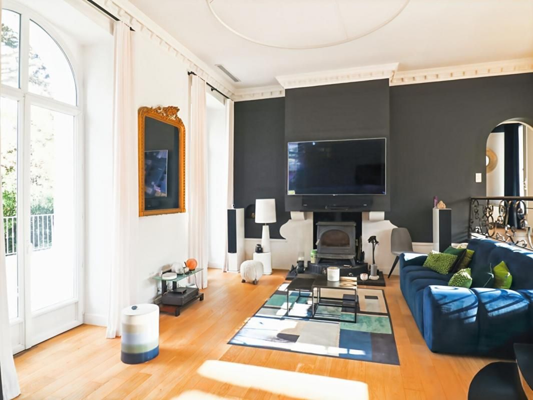 LE PELLERIN Propriété de caractère sans travaux 450 m² 6 ch sur jardin paysager piscinable 4