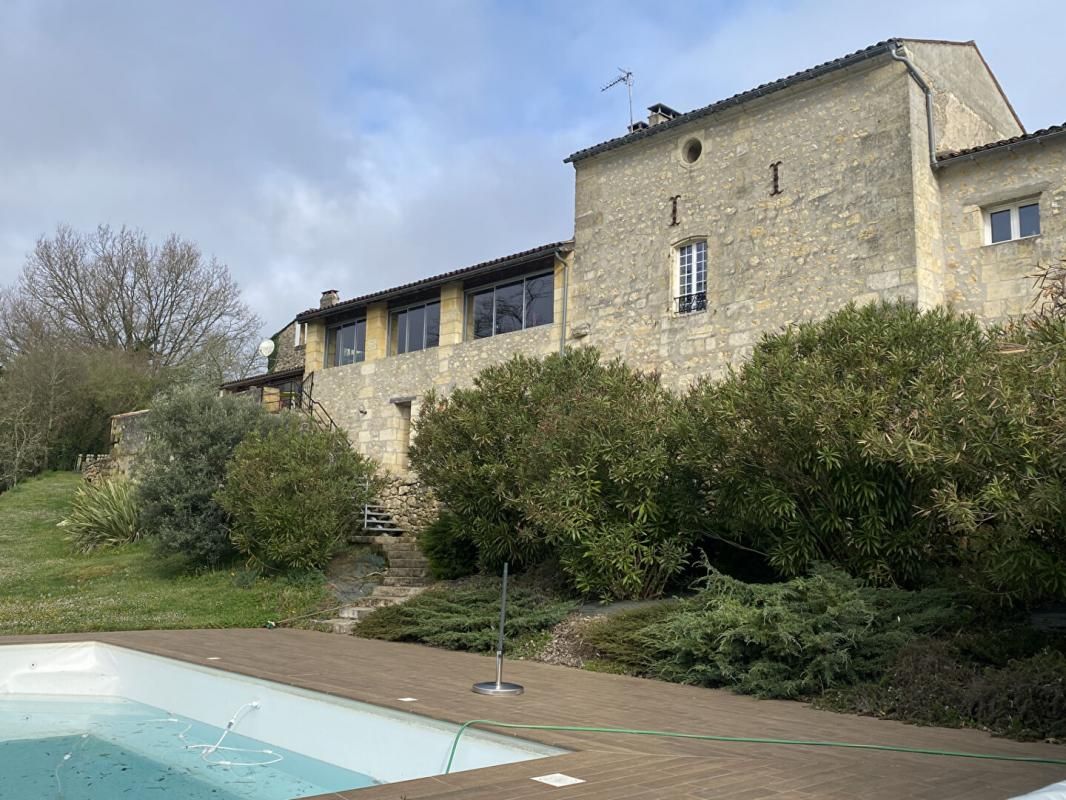 SAINT-PEY-DE-CASTETS Vue exceptionnelle! Maison de charme à Saint Pey De Castets 6 pièces 230 m2 2