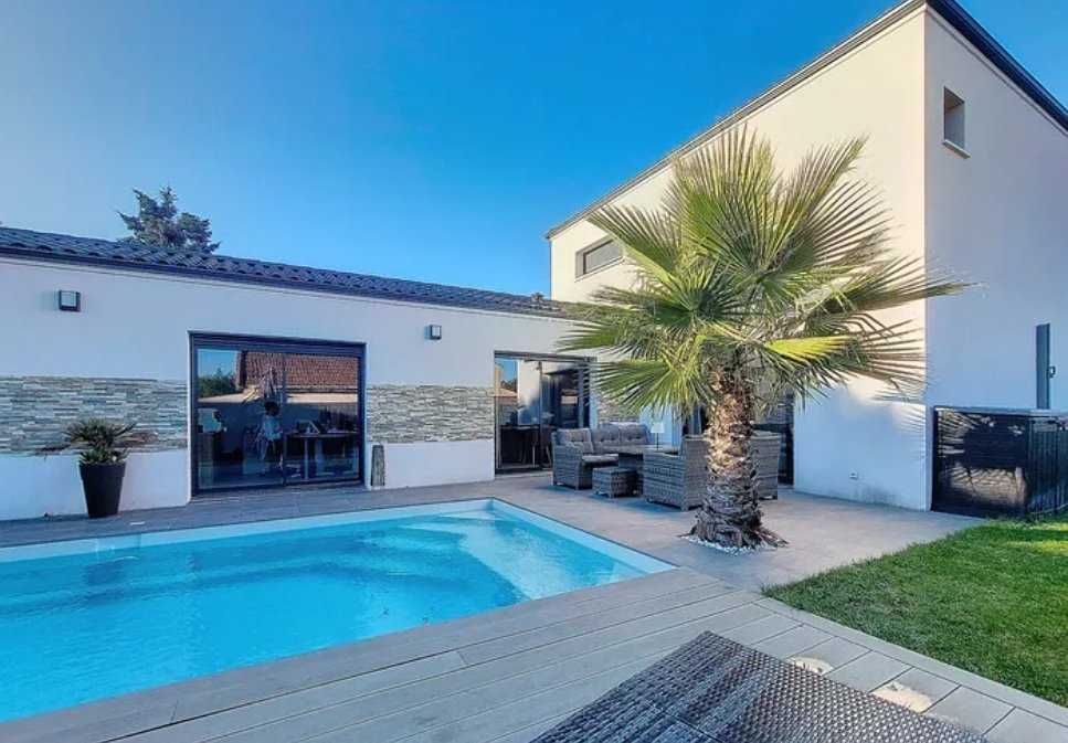 VILLENAVE-D'ORNON Maison Villenave d'Ornon 5 pièce(s) 190 m2 2