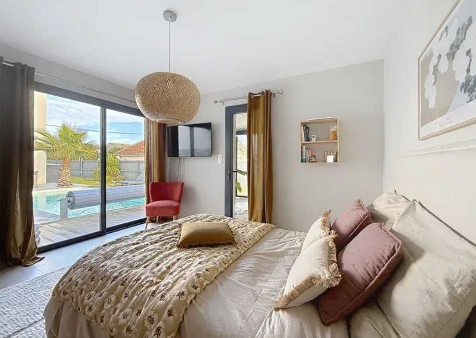 VILLENAVE-D'ORNON Maison Villenave d'Ornon 5 pièce(s) 190 m2 3