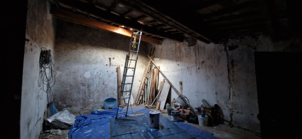ADISSAN Maison a Rénover ,Fort potentiel 4