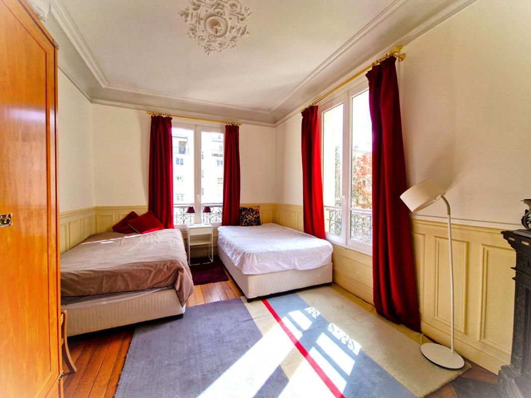 SAINT-MANDE Saint Mandé Bois Très Bel Haussmannien 4 Pièces 2 Chambres 4