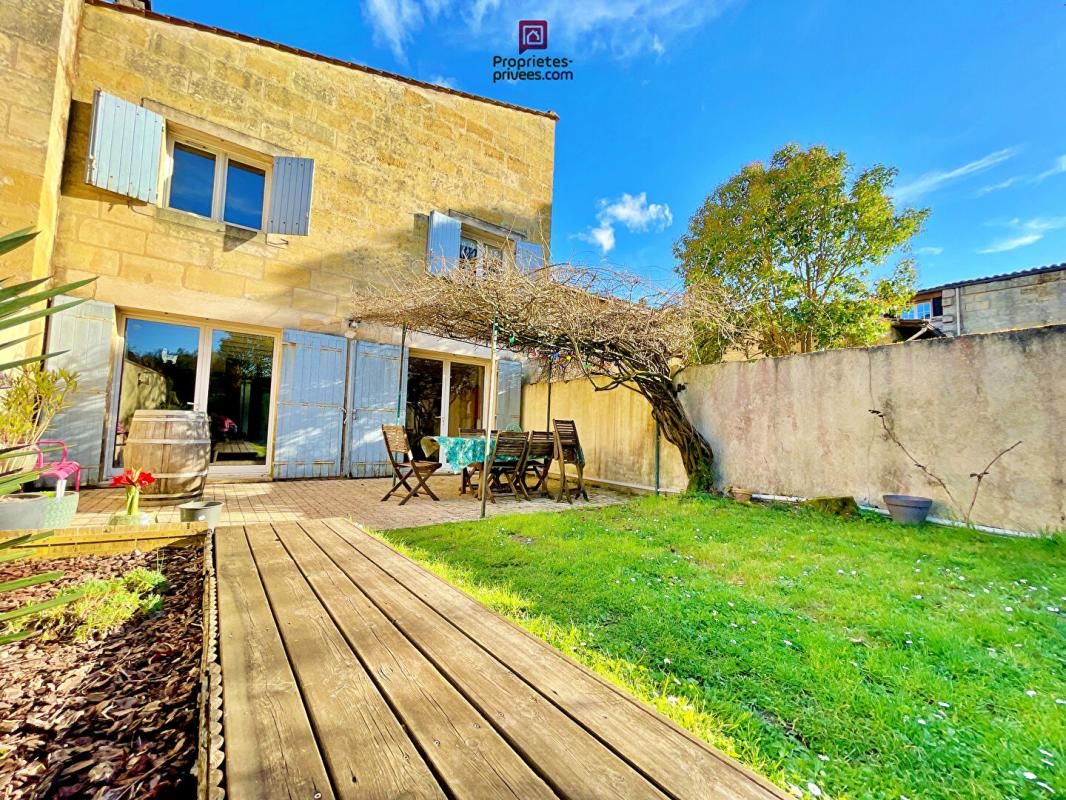 Maison Pierre Lestiac Sur Garonne 7 pièce(s) 143 m2 jardin