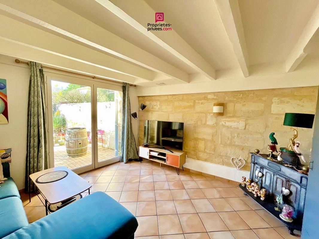 LESTIAC-SUR-GARONNE Maison Pierre Lestiac Sur Garonne 7 pièce(s) 143 m2 jardin 4