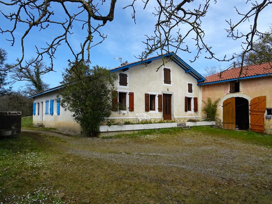 Landes 40250 Caupenne, propriété 25 ha avec habitation et dépendances