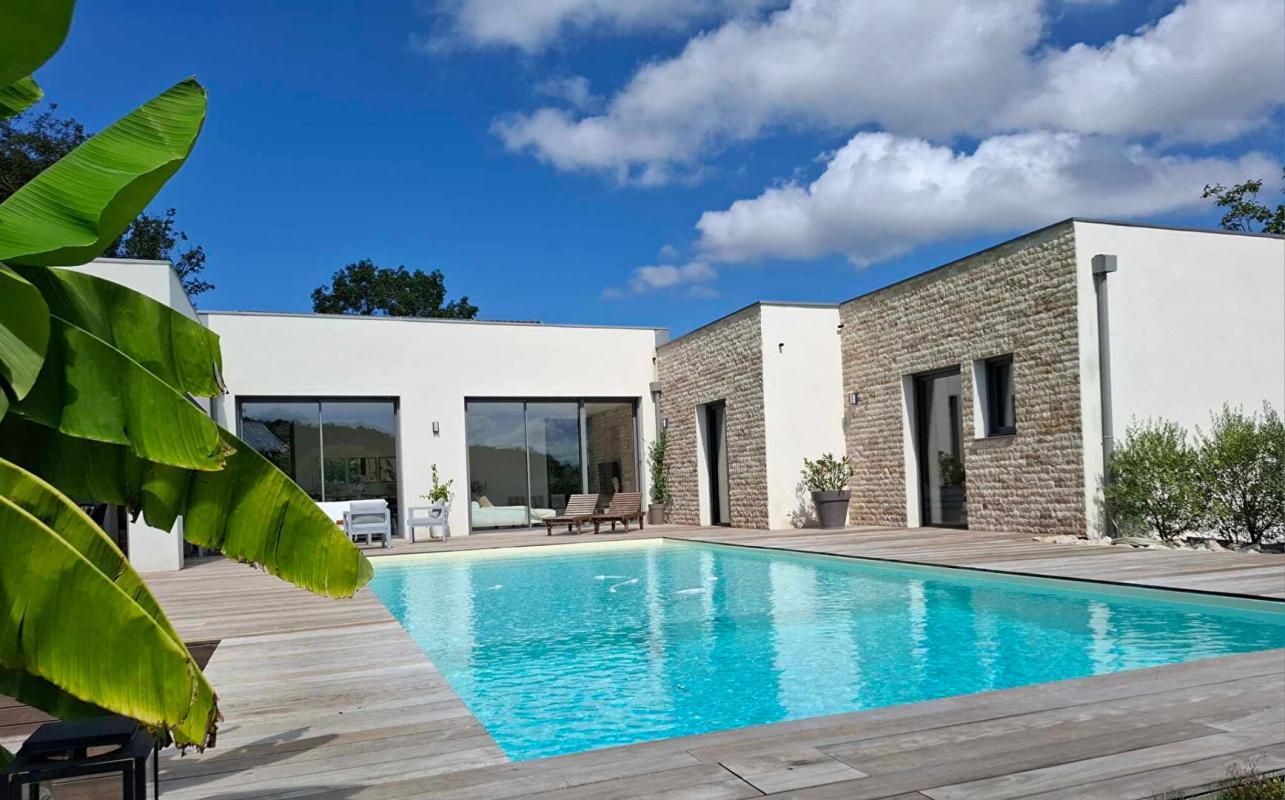 Maison contemporaine haut gamme  220 m2-  4 chambres