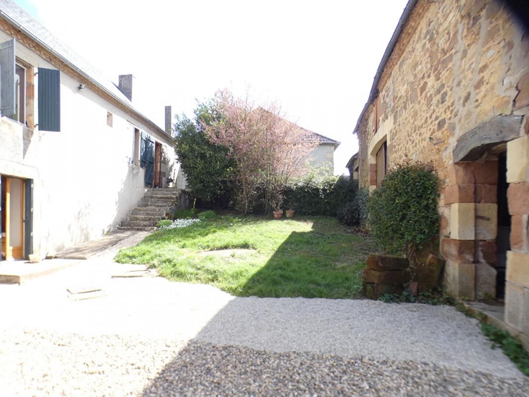 Maison Châtres 3 chambres, studio et piscine