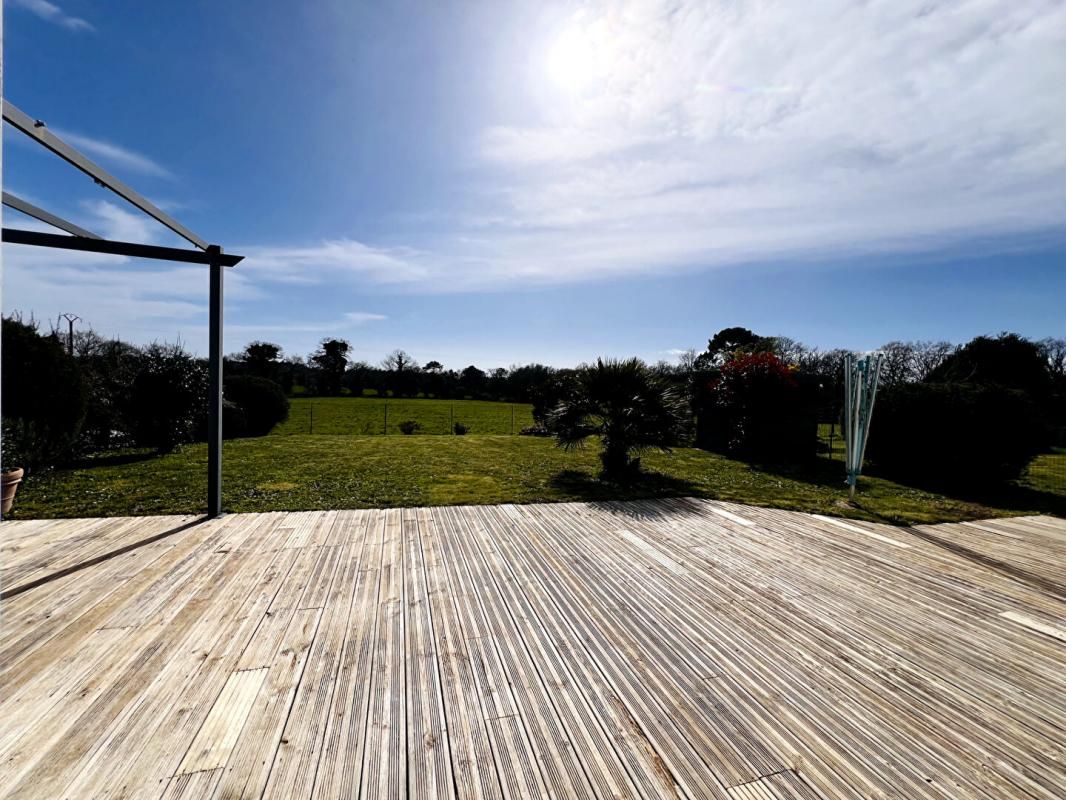 VANNES Maison Bizole 131 m2- 5 pièces de plain pieds- 3 chambres 3