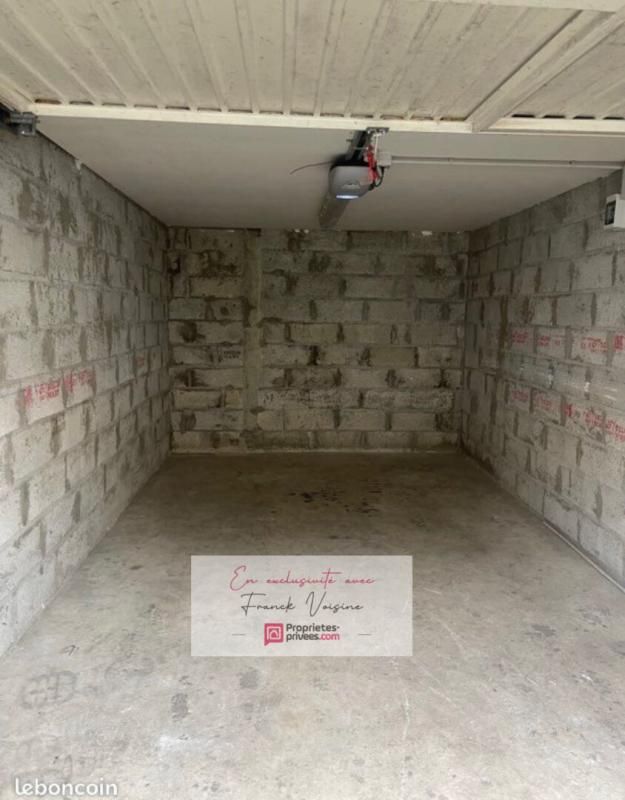 LES HERBIERS Garage A VENDRE en EXCLUSIVITE - Les Herbiers centre 2