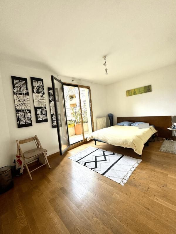 LYON-7E-ARRONDISSEMENT Appartement Lyon 4 pièces 102 m2 balcon et Terrasse + cave 4
