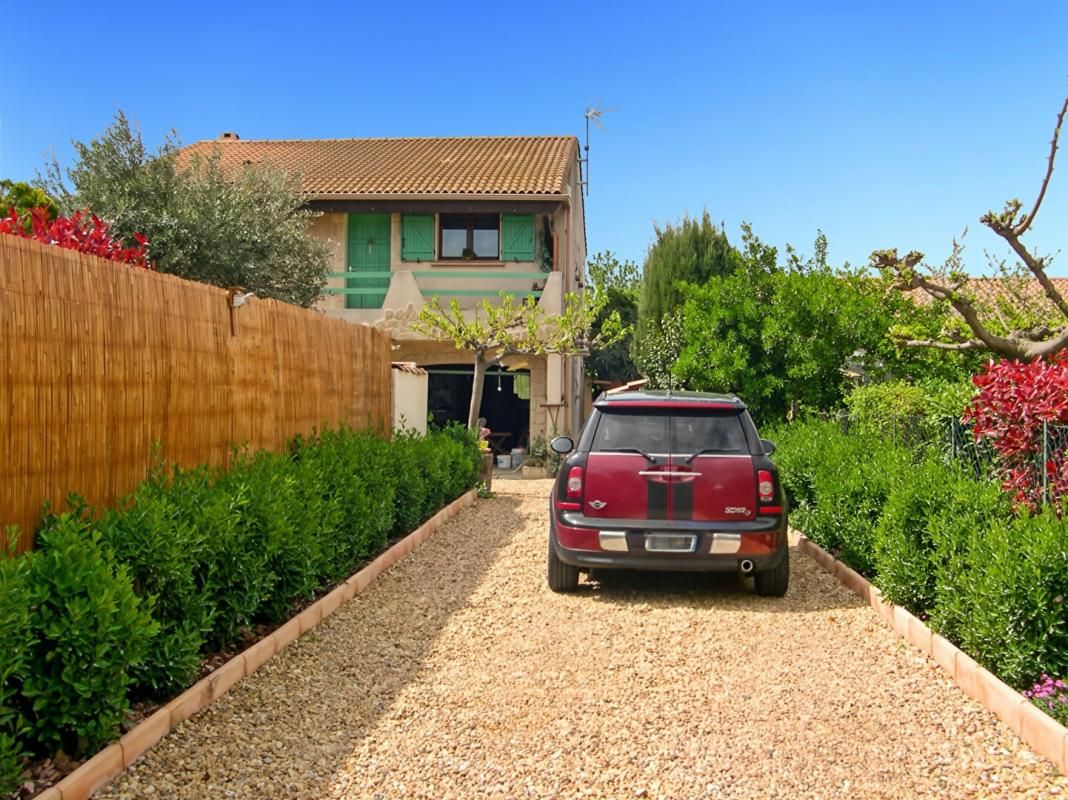 SAUVIAN Villa Sauvian 4 pièce(s) 130 m2 habitable sur parcelle de 600m², garage, piscine 2