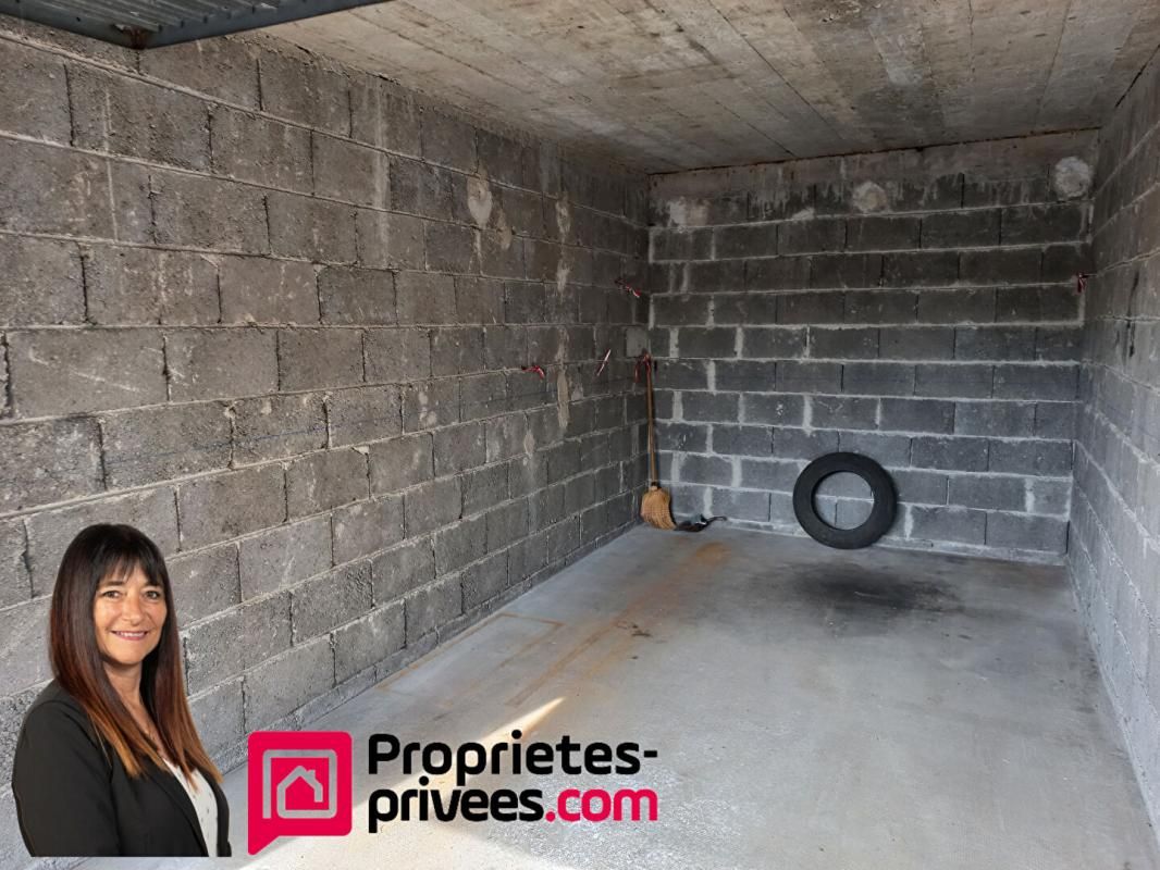 RIORGES Riorges, garage 12 m² 3