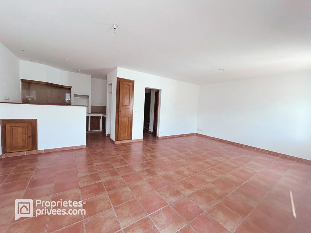 ALTHEN-DES-PALUDS Maison 4 pièces - 3 chambres - 111 m² à ALTHEN-DES-PALUDS 2