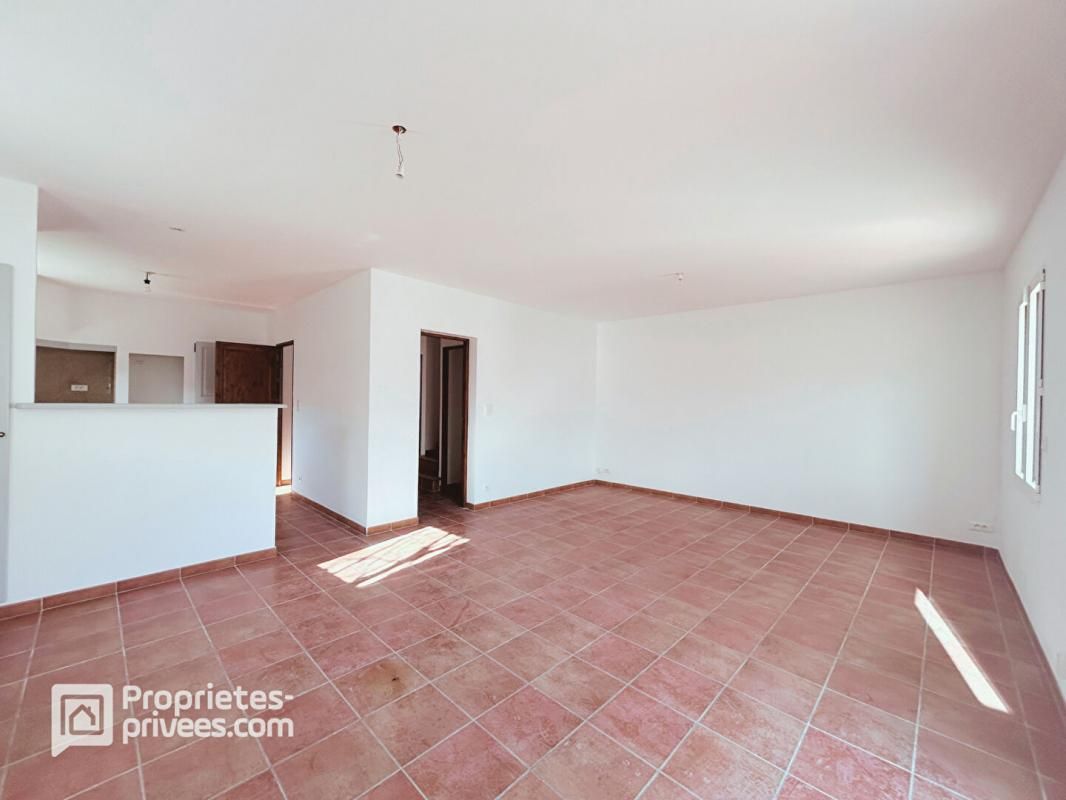 ALTHEN-DES-PALUDS Maison 4 pièces - 3 chambres - 109 m² à ALTHEN-DES-PALUDS 3