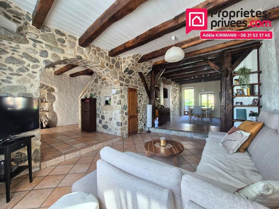 Maison de village en pierre 211m2- Chevrier (74520) - 625'000