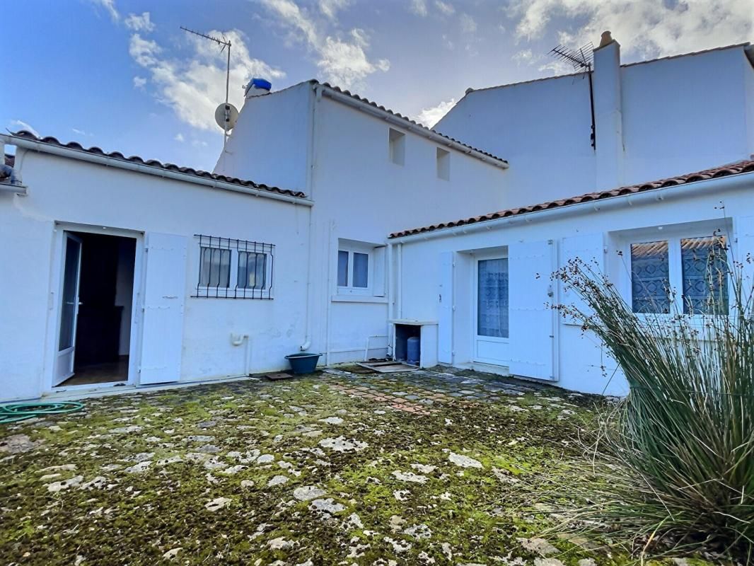 17190 - Maison 6 pièce(s) 106 m² + Garage 40 m² - Sauzelle - lIe d'Oléron -