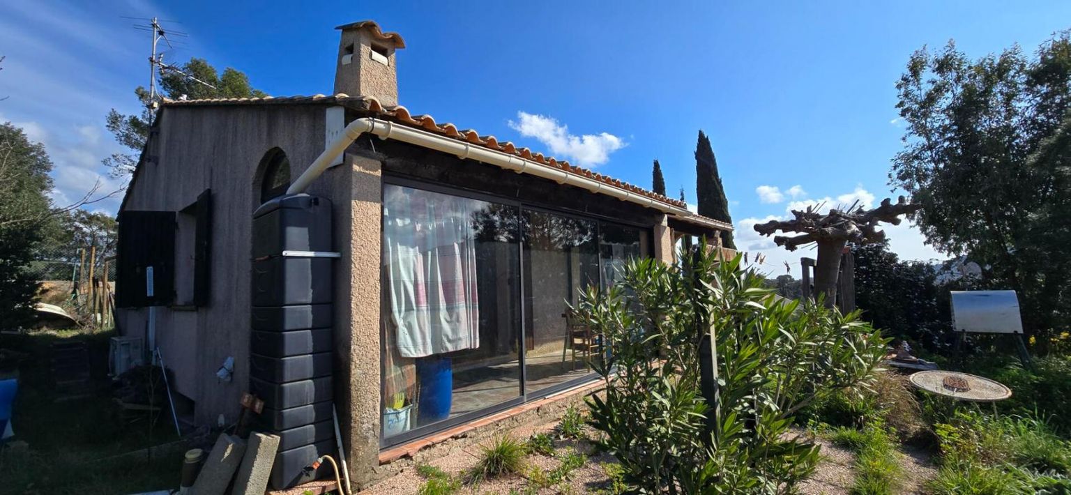 LE MUY Maison Le Muy 3 pièce(s) 70.67 m2 Piscine 2