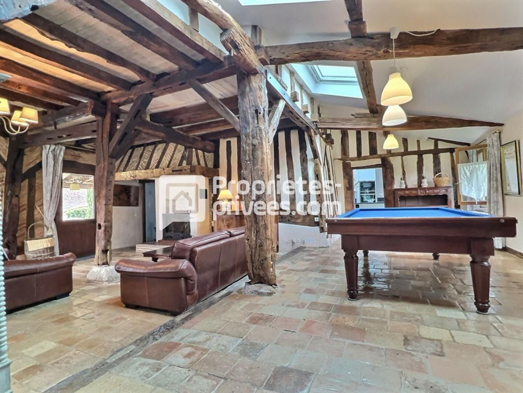 MUSSIDAN Ensemble de charme, à colombages, environ 450m², dépendances, piscine proche de MONTPON (24700) 3
