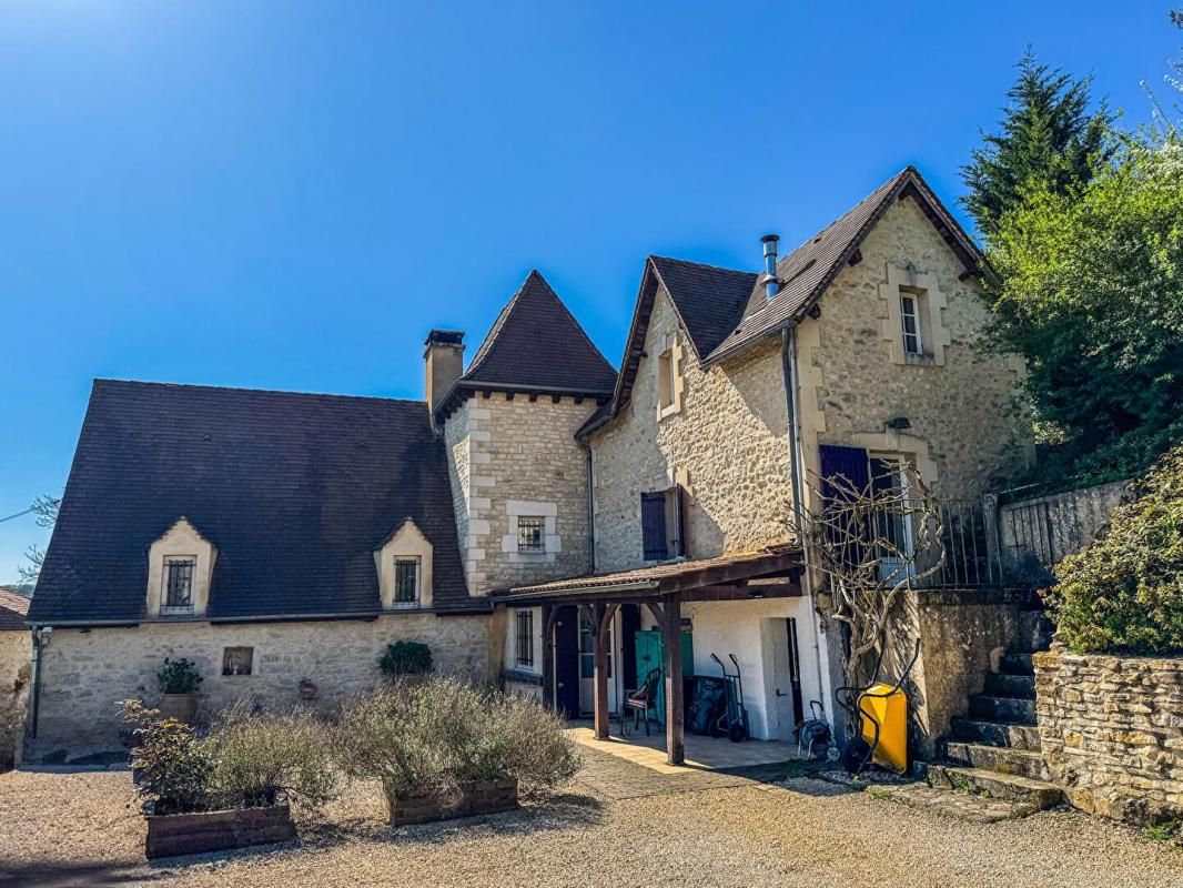 SAINT-CYBRANET 24250 - Une maison principale et une maison d'amis, pleine de charme ! 2