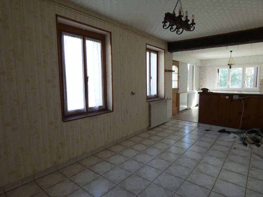 IVRY-LA-BATAILLE Maison à rénover plain pied 4