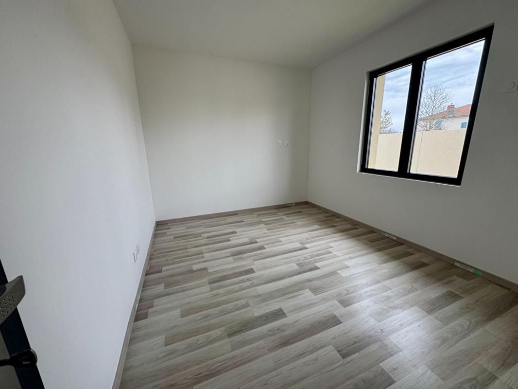 CHATEAUBERNARD MAISON T6 2