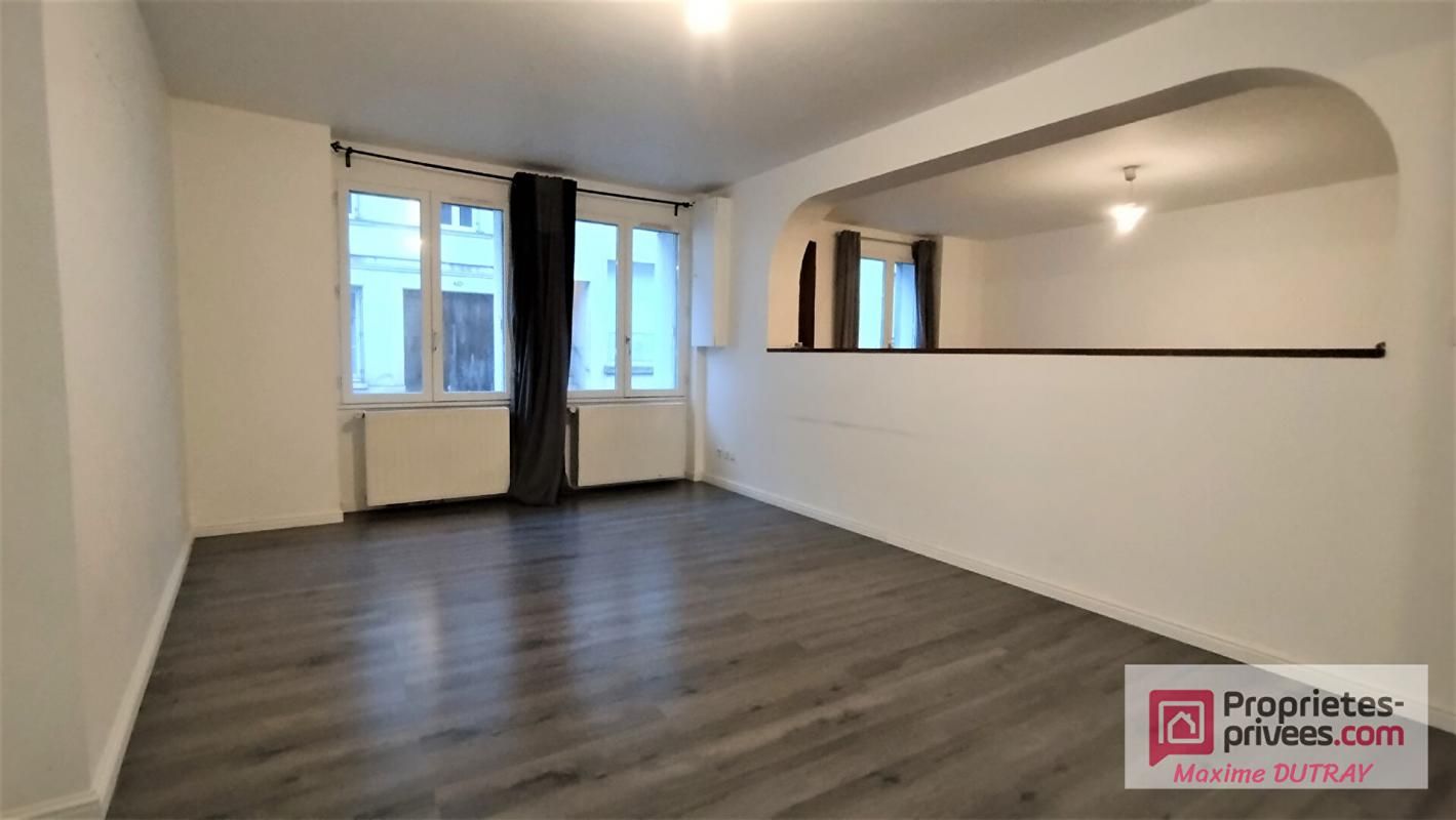 CHATEAU-RENAULT Maison 4 Pièces 116m² 4