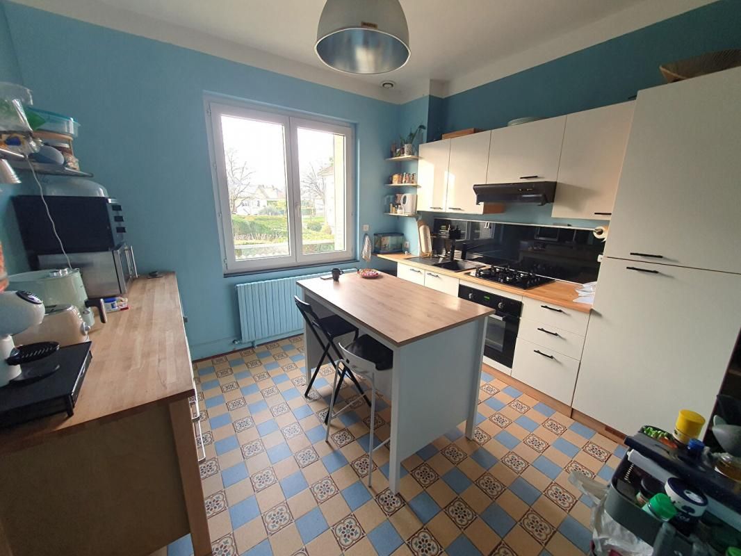 BOURGES Maison Bourges 6 pièce(s) 121 m2 3