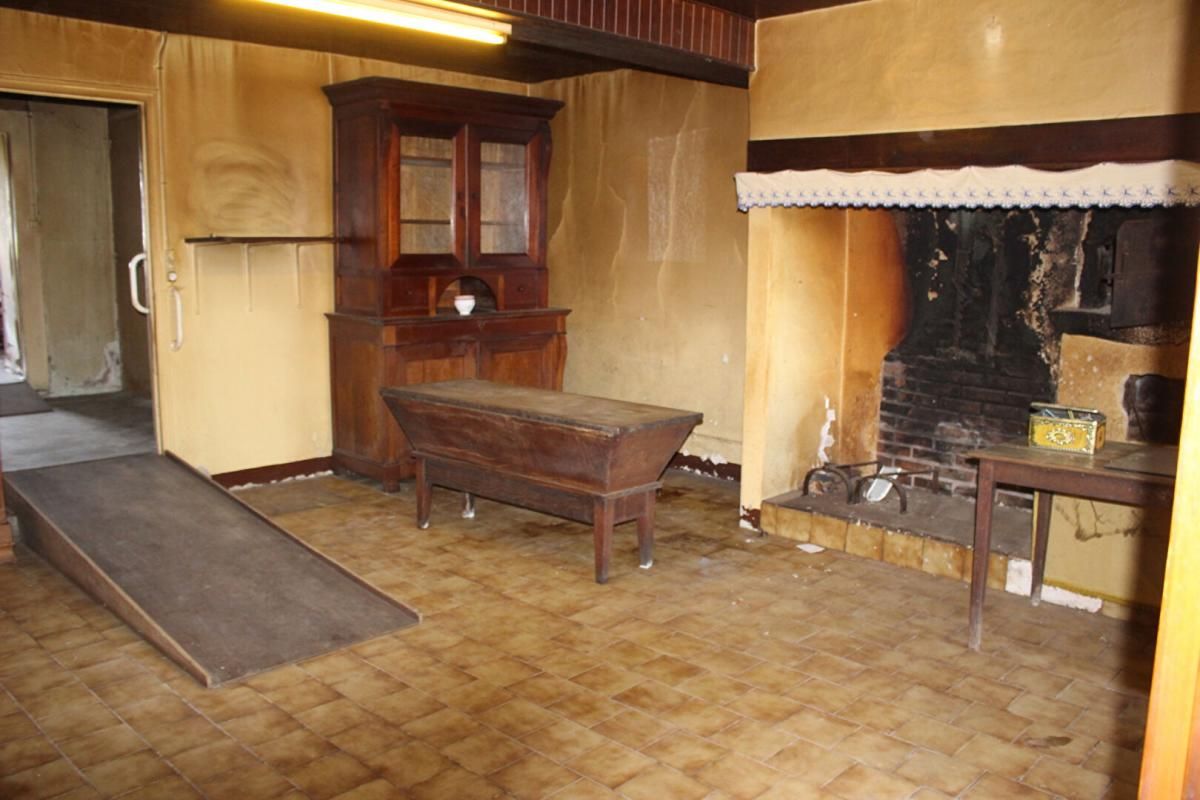 ORADOUR-SUR-VAYRES Fermette  5 pièce(s) 115 m2 1