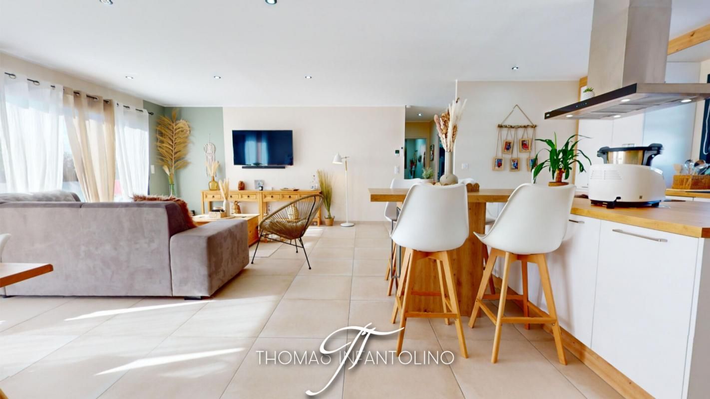 CARCASSONNE EN EXCLUSIVITE - PLAIN PIED 120 M2 - 3 CHAMBRES - SUITE PARENTALE - CLIMATISATION - DOUBLE GARAGE 3