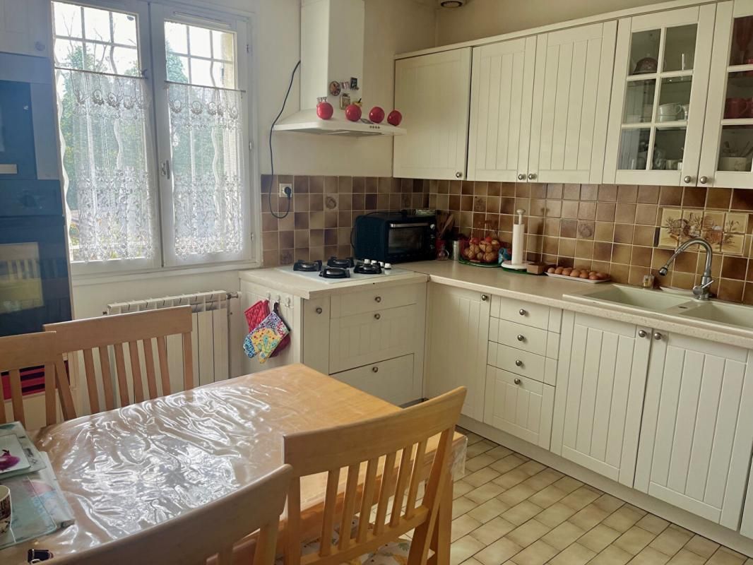 VILLETANEUSE Maison 5 pièces 3
