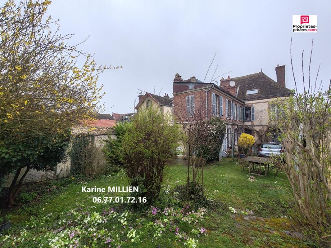 BREZOLLES 28270 Maison ancienne - 1 étage - 4 chambres - 2 bureaux - Terrain - 185000  HAI