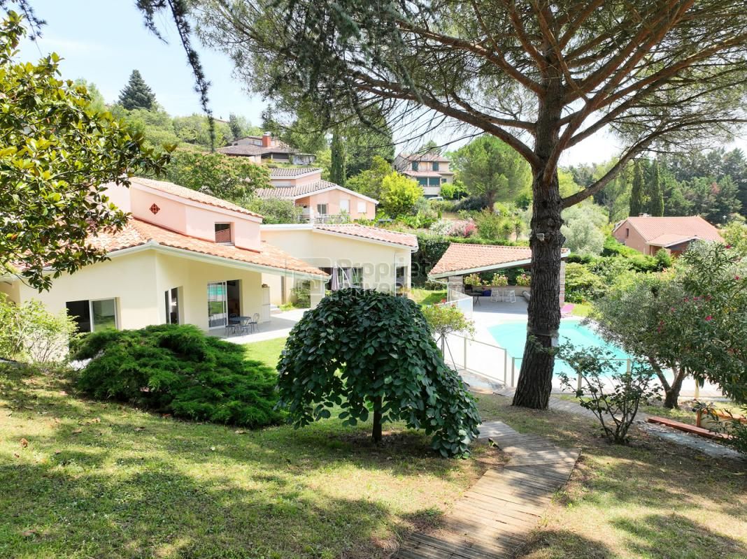GOYRANS MAISON D'ARCHITECTE AVEC PISCINE & GARAGE 3
