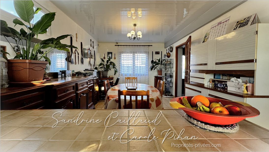 HOUDAN HOUDAN 6MN - Maison familiale - 4 chambres -  grenier - local remise - cabanon - terrain 730m² - 249980 Euros HAI 2